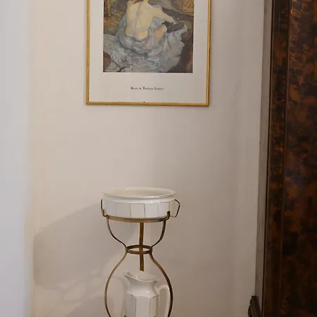 Palazzo Del Marchese Orsini شقة *